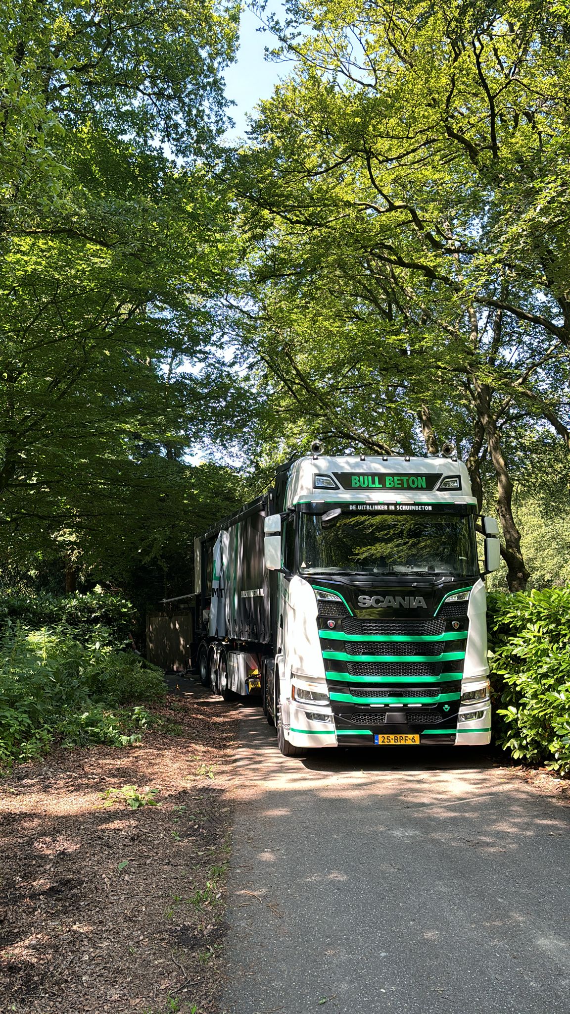 Schuimbetontrailer | Bull Schuimbeton